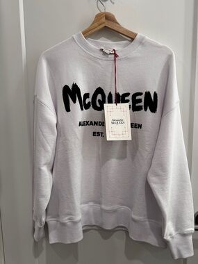 %💯 Authentic Alexander McQueen Crewneck Sweatshirt